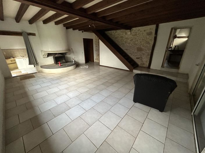 Image No.18-8 Bed House for sale