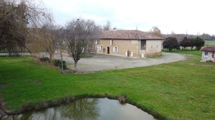 Image No.24-8 Bed House for sale