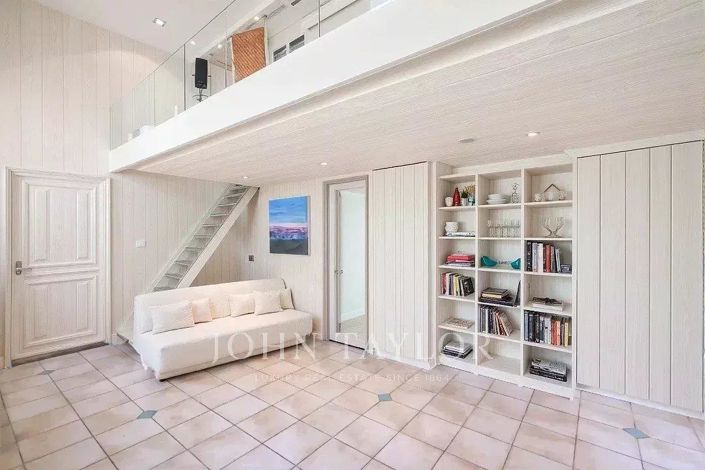 Image No.12-4 Bed House for sale