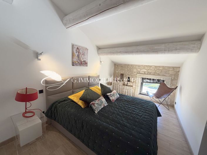 Image No.40-5 Bed House for sale