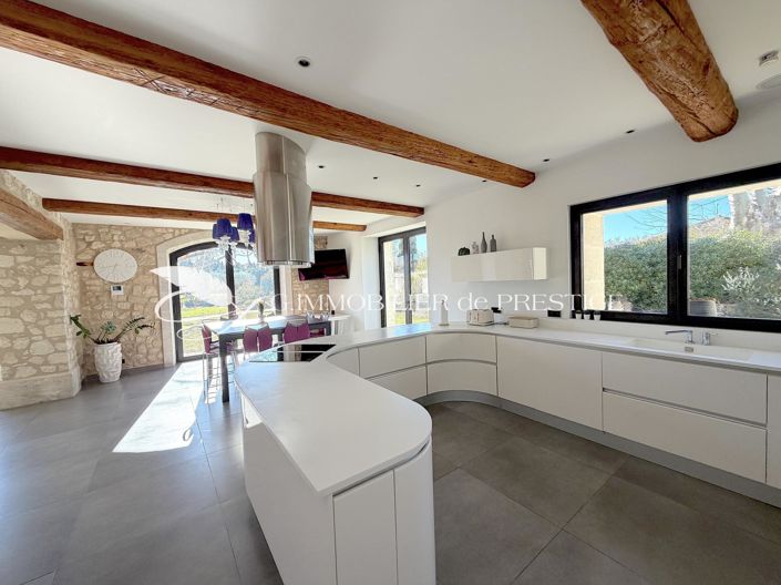 Image No.5-5 Bed House for sale