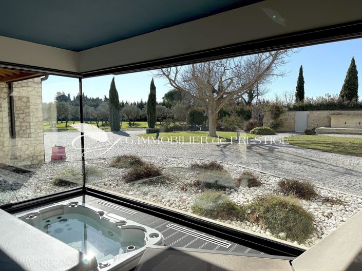 Image No.9-5 Bed House for sale