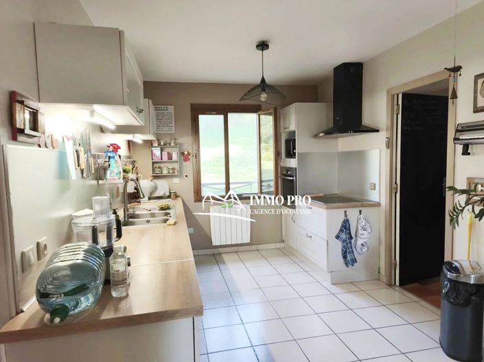 Image No.5-5 Bed House for sale