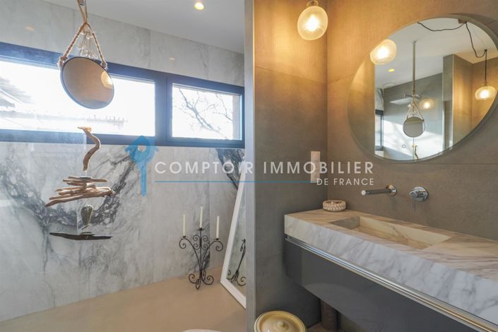 Image No.15-4 Bed House for sale