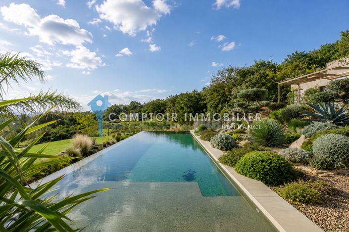 Image No.2-4 Bed House for sale