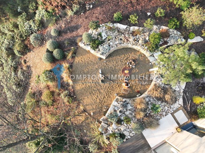 Image No.6-4 Bed House for sale