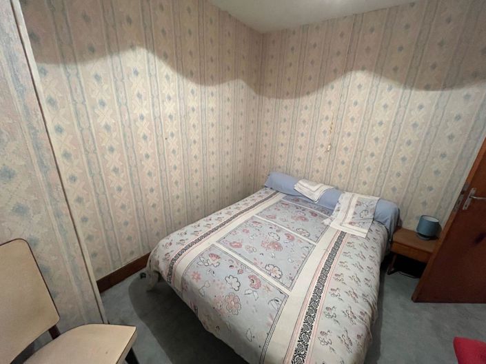 Image No.6-4 Bed House for sale