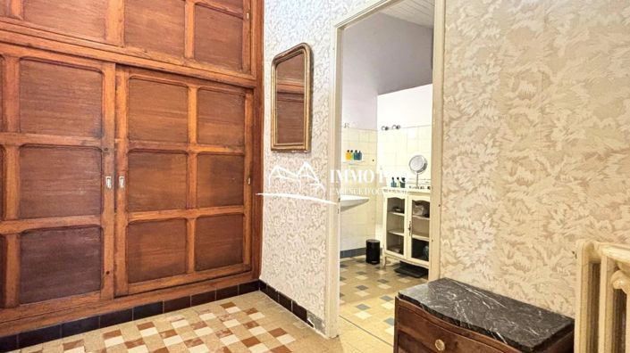 Image No.11-5 Bed House for sale