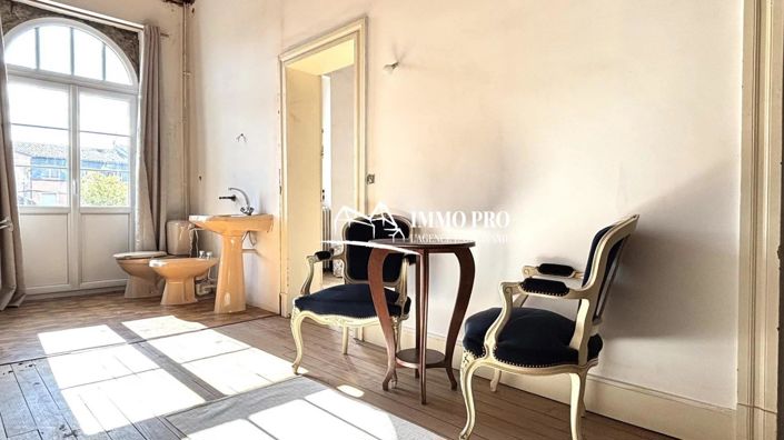 Image No.12-5 Bed House for sale