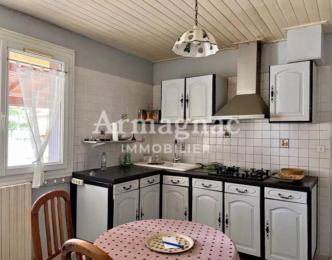 Image No.11-3 Bed House for sale