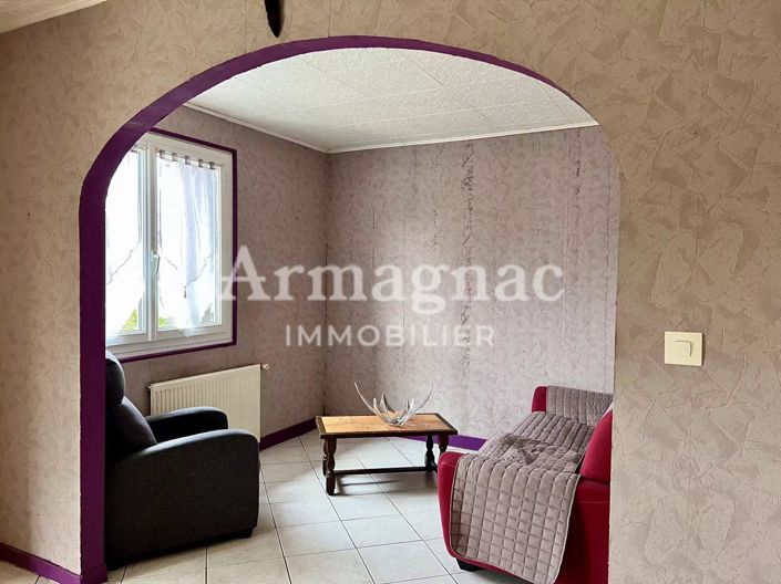 Image No.6-3 Bed House for sale