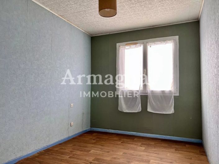 Image No.9-3 Bed House for sale