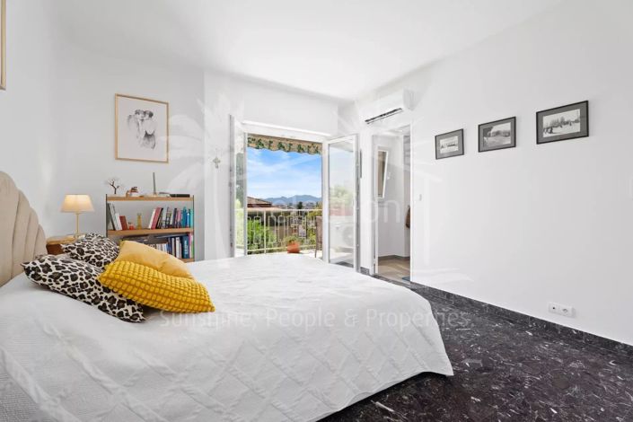 Image No.13-2 Bed Apartment for sale