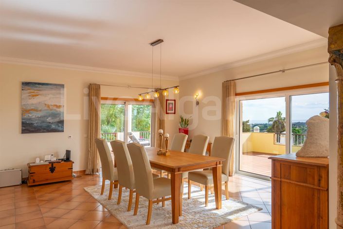 Image No.12-3 Bed House for sale