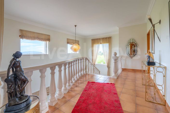 Image No.32-3 Bed House for sale