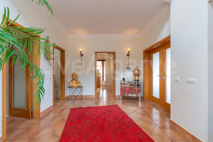 Image No.5-3 Bed House for sale