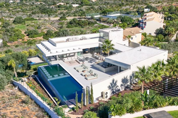 Image No.4-5 Bed House for sale