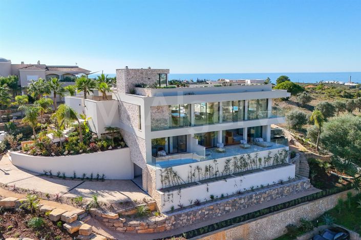 Image No.45-5 Bed House for sale