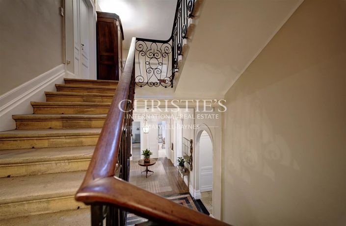 Image No.17-10 Bed House for sale