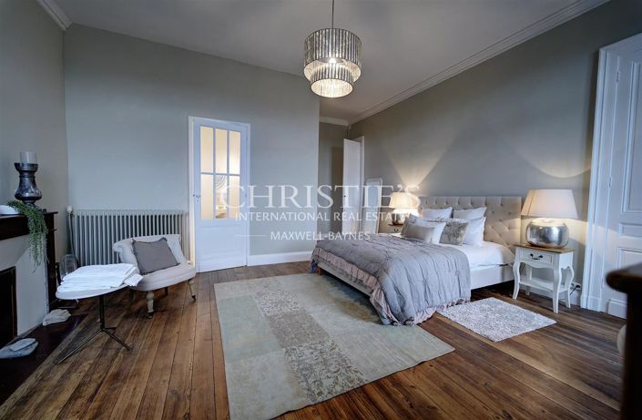 Image No.23-10 Bed House for sale