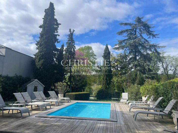 Image No.40-10 Bed House for sale