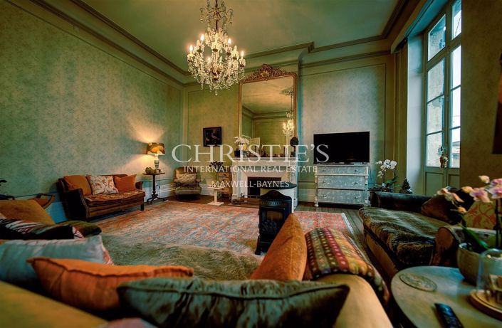 Image No.5-10 Bed House for sale