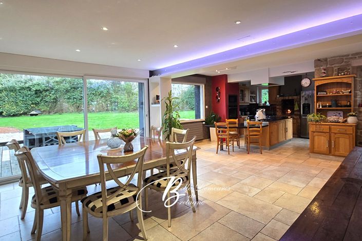 Image No.10-4 Bed House for sale