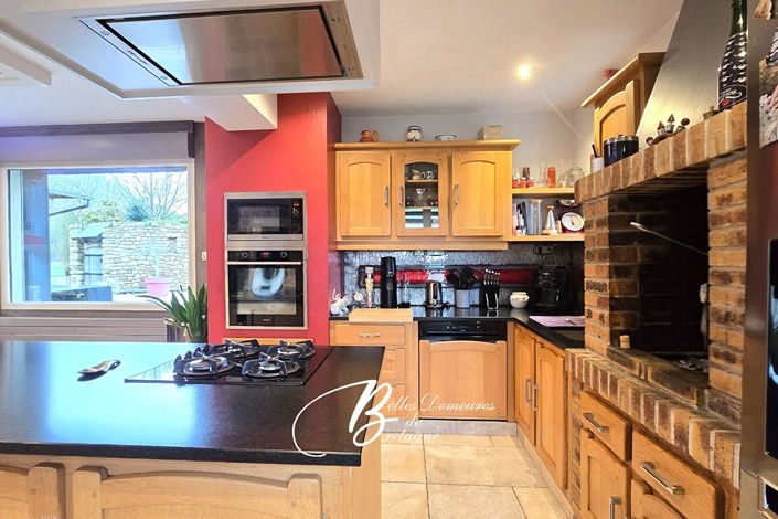 Image No.12-4 Bed House for sale