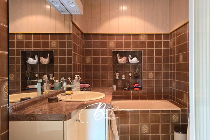 Image No.14-4 Bed House for sale