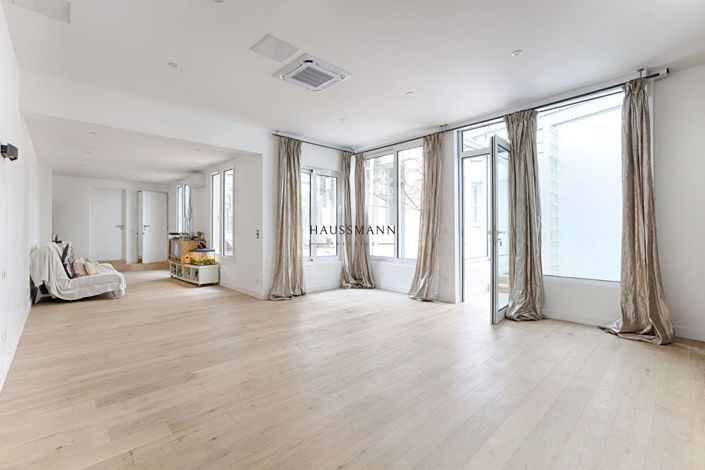 Image No.15-3 Bed Apartment for sale