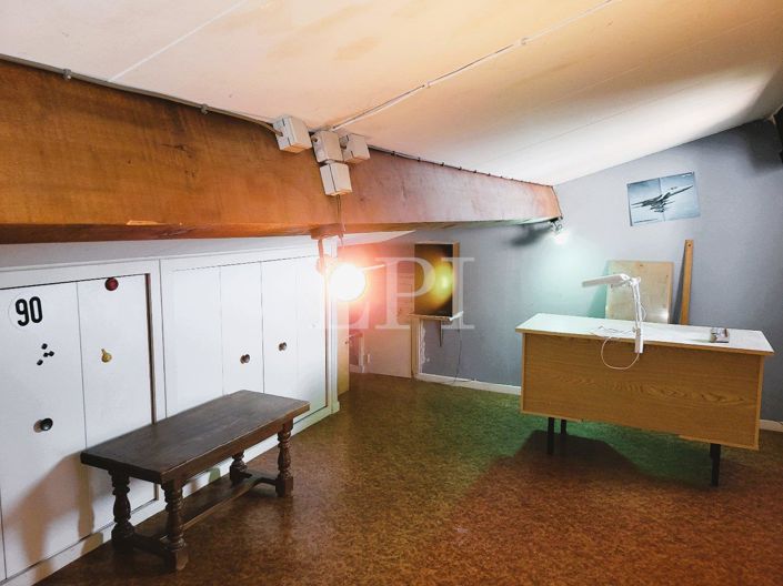 Image No.20-Maison de 9 chambres à vendre à Vaucluse