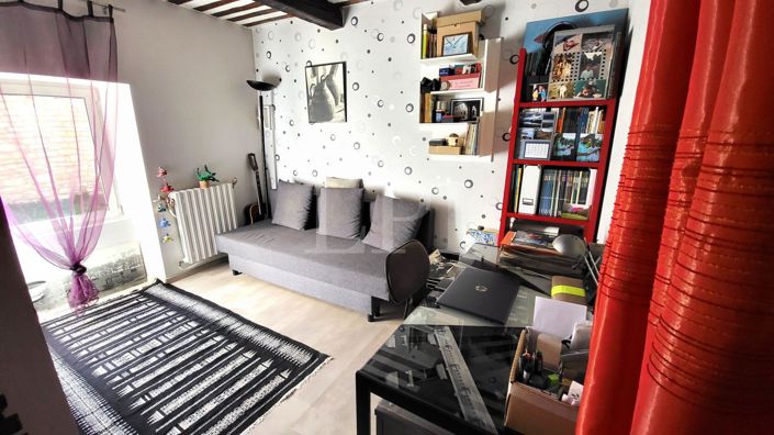 Image No.12-4 Bed House for sale