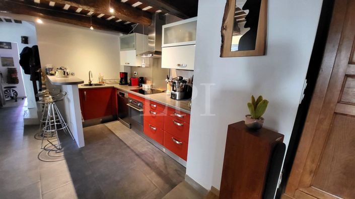 Image No.8-4 Bed House for sale