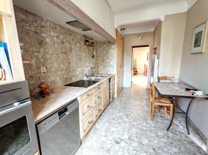 Image No.10-4 Bed House for sale