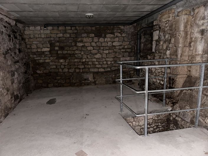 Image No.9-1 Bed House for sale