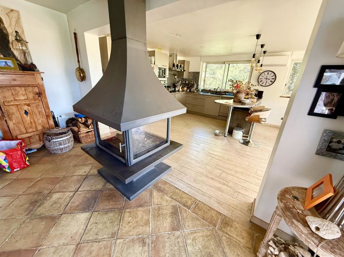 Image No.7-3 Bed House for sale