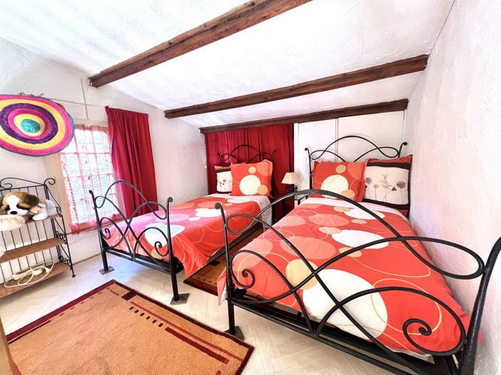 Image No.11-4 Bed House for sale