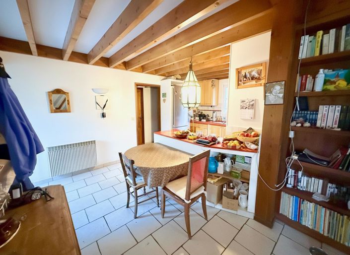 Image No.12-4 Bed House for sale