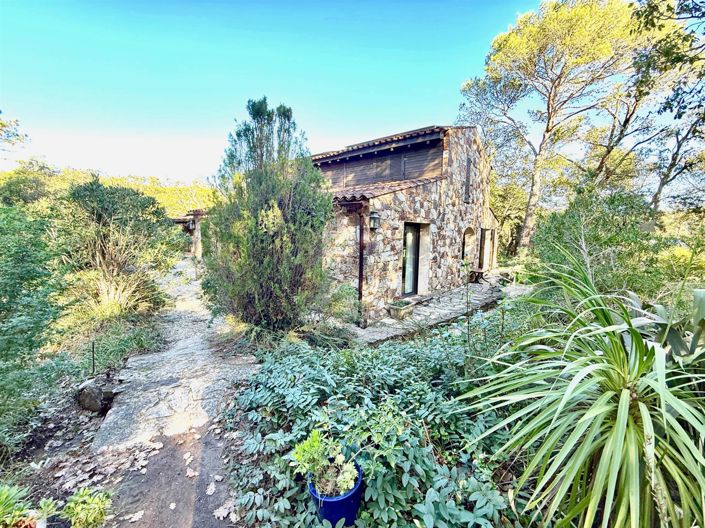 Image No.3-4 Bed House for sale