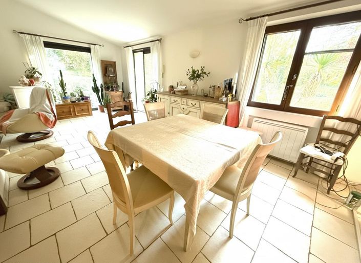 Image No.4-4 Bed House for sale