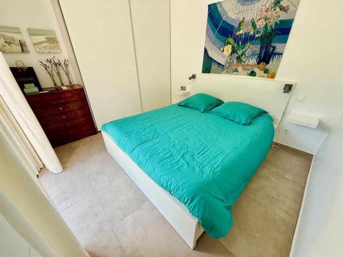 Image No.12-4 Bed House for sale