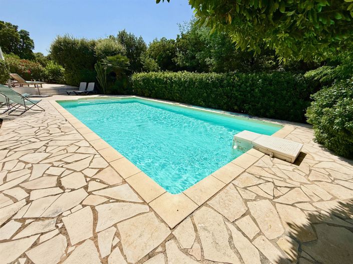 Image No.30-4 Bed House for sale