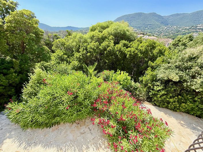 Image No.36-4 Bed House for sale