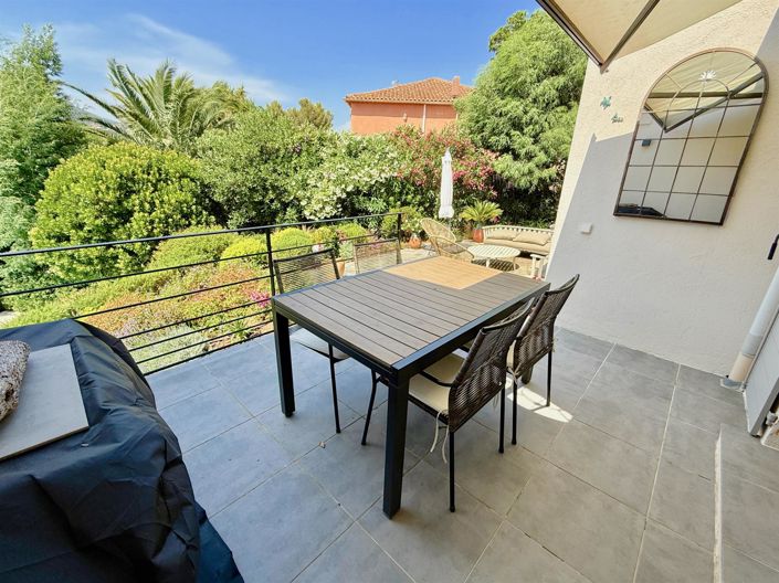 Image No.9-4 Bed House for sale