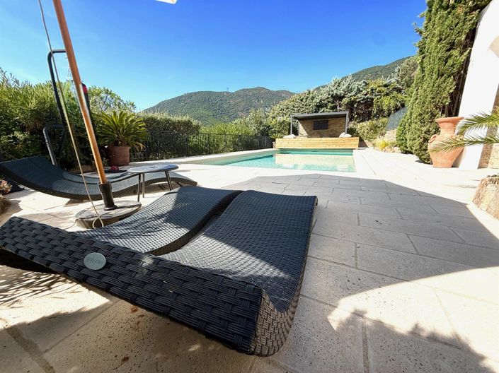 Image No.10-4 Bed House for sale