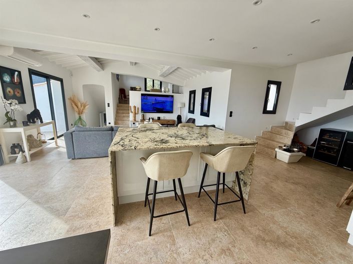 Image No.13-4 Bed House for sale