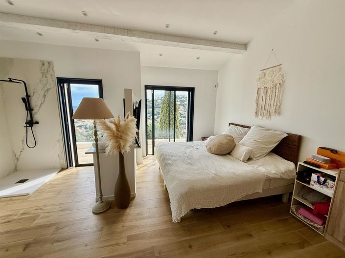 Image No.15-4 Bed House for sale