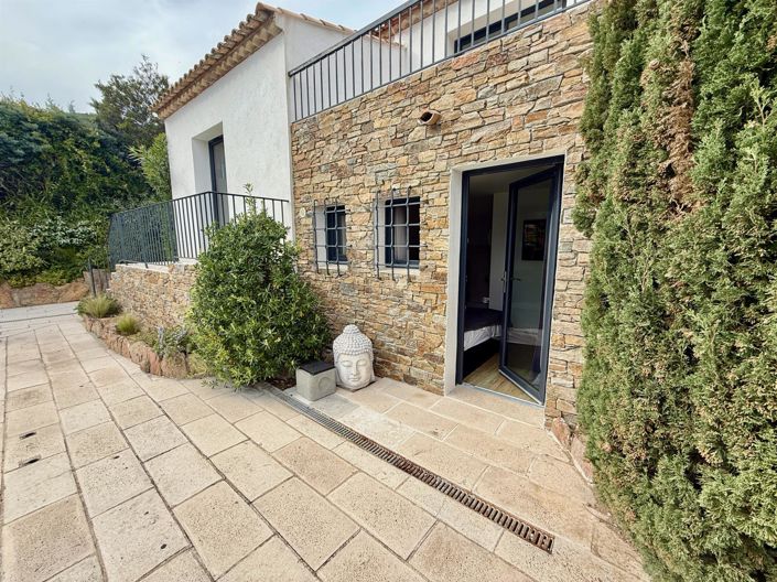 Image No.31-4 Bed House for sale