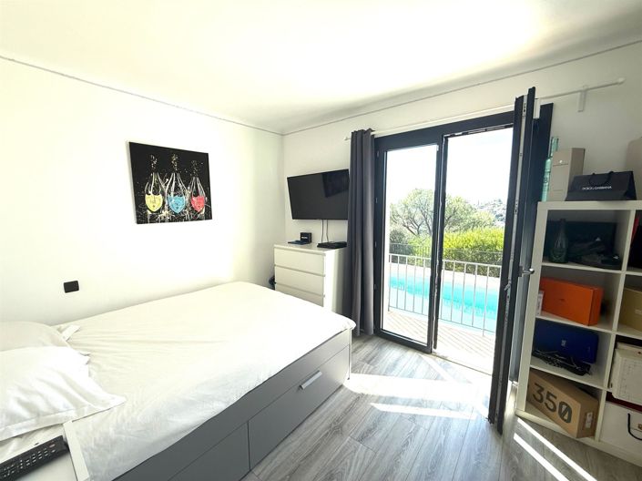 Image No.35-4 Bed House for sale