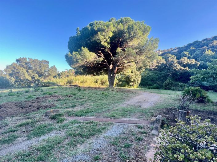 Image No.2-3 Bed House for sale